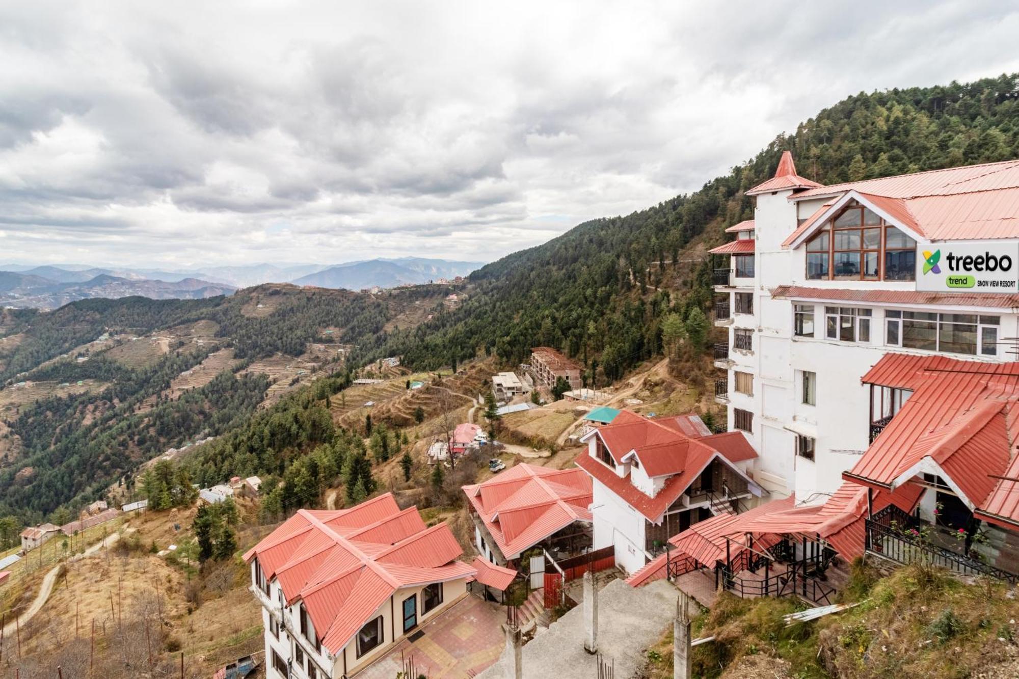 Treebo Snow View Resort Kufri With Mountain View Shimla Exteriör bild